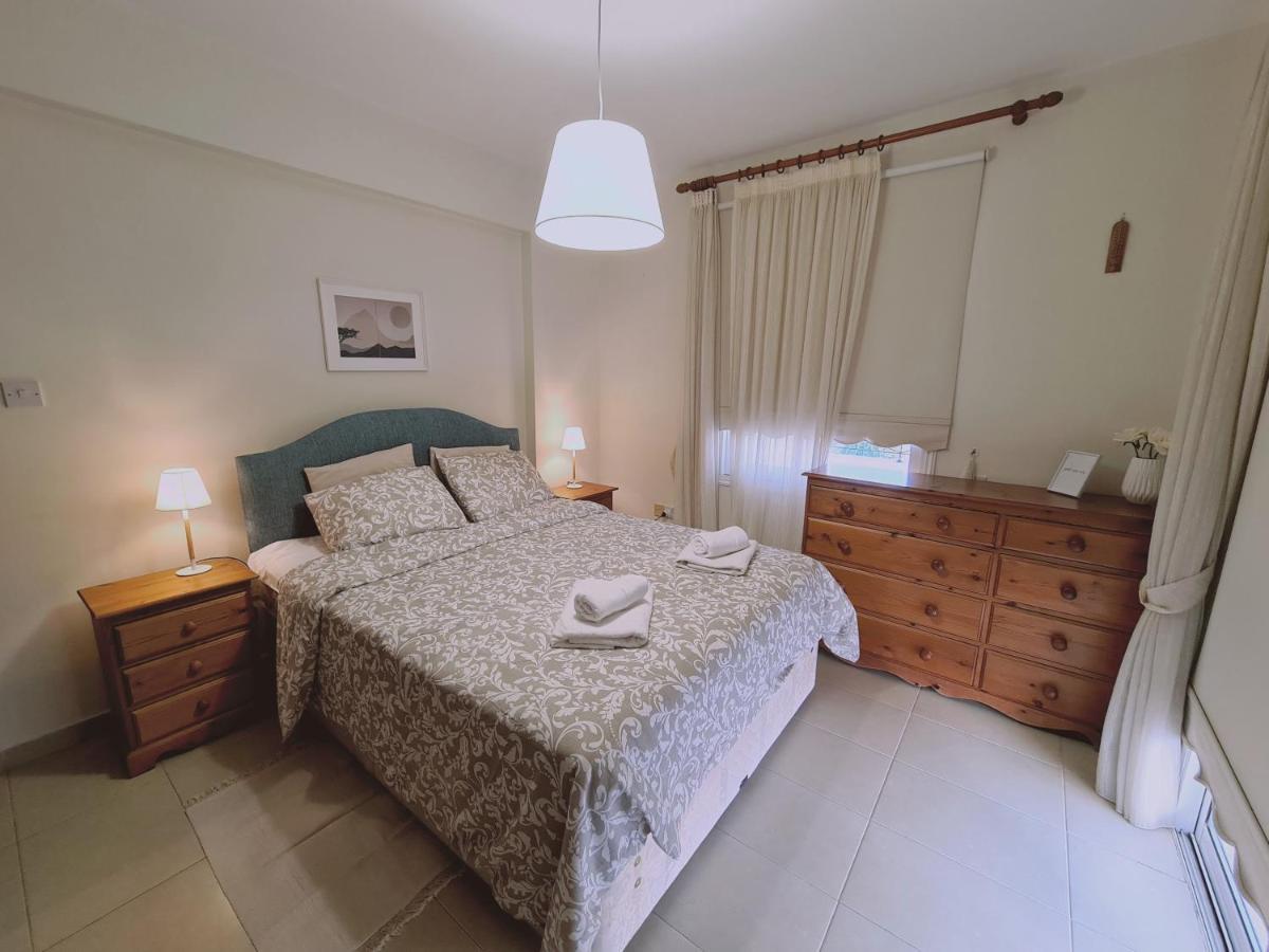 Stay Sunny Palms Apartment Ворокліні Екстер'єр фото